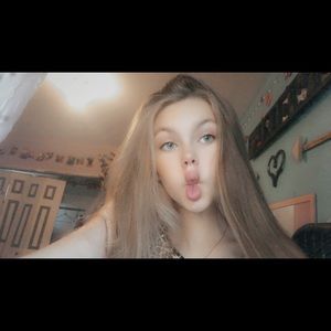 Meet your Posher, Savannah